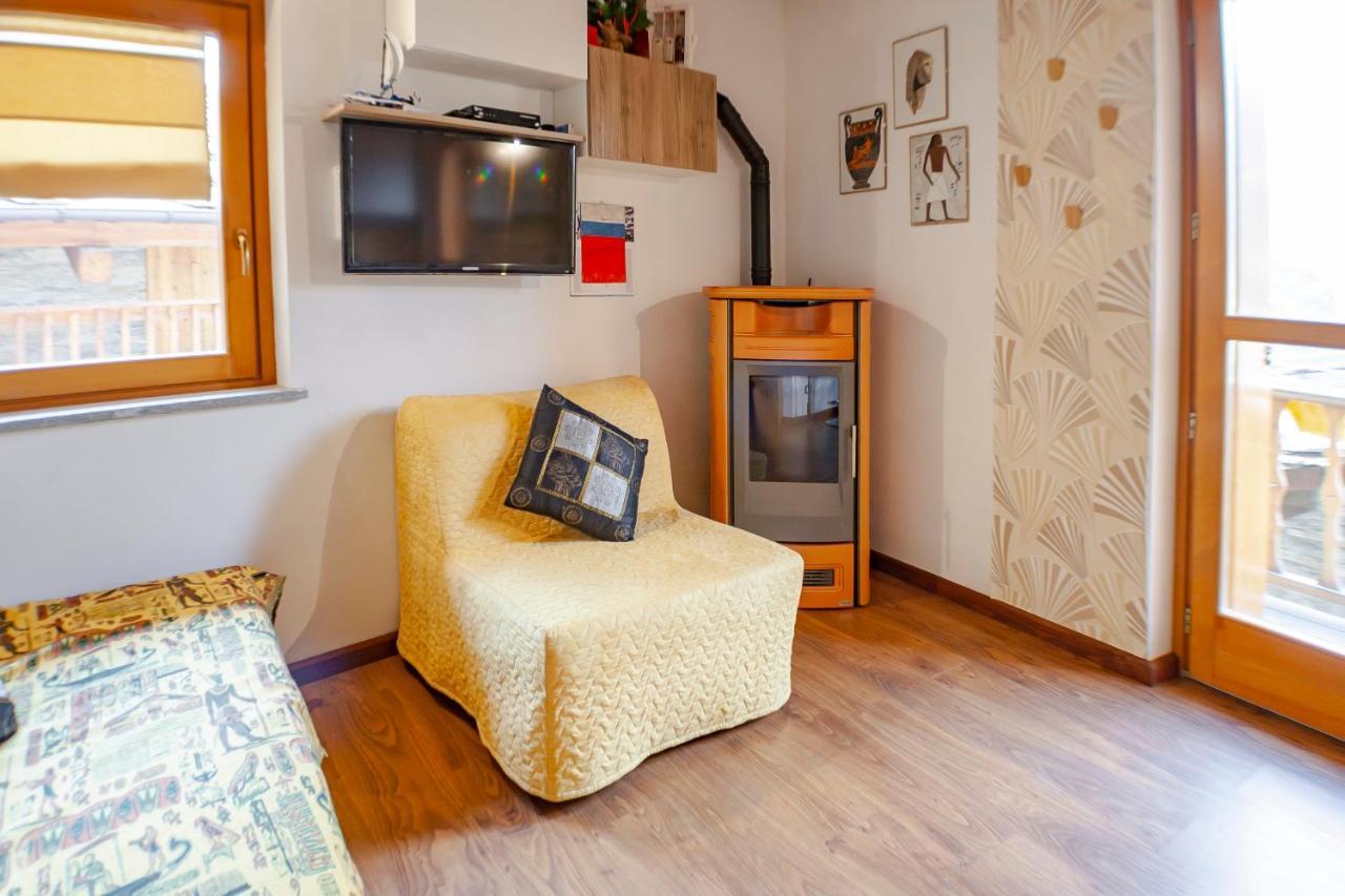 Allo Villo Lovely Apartment Ostana Exterior photo